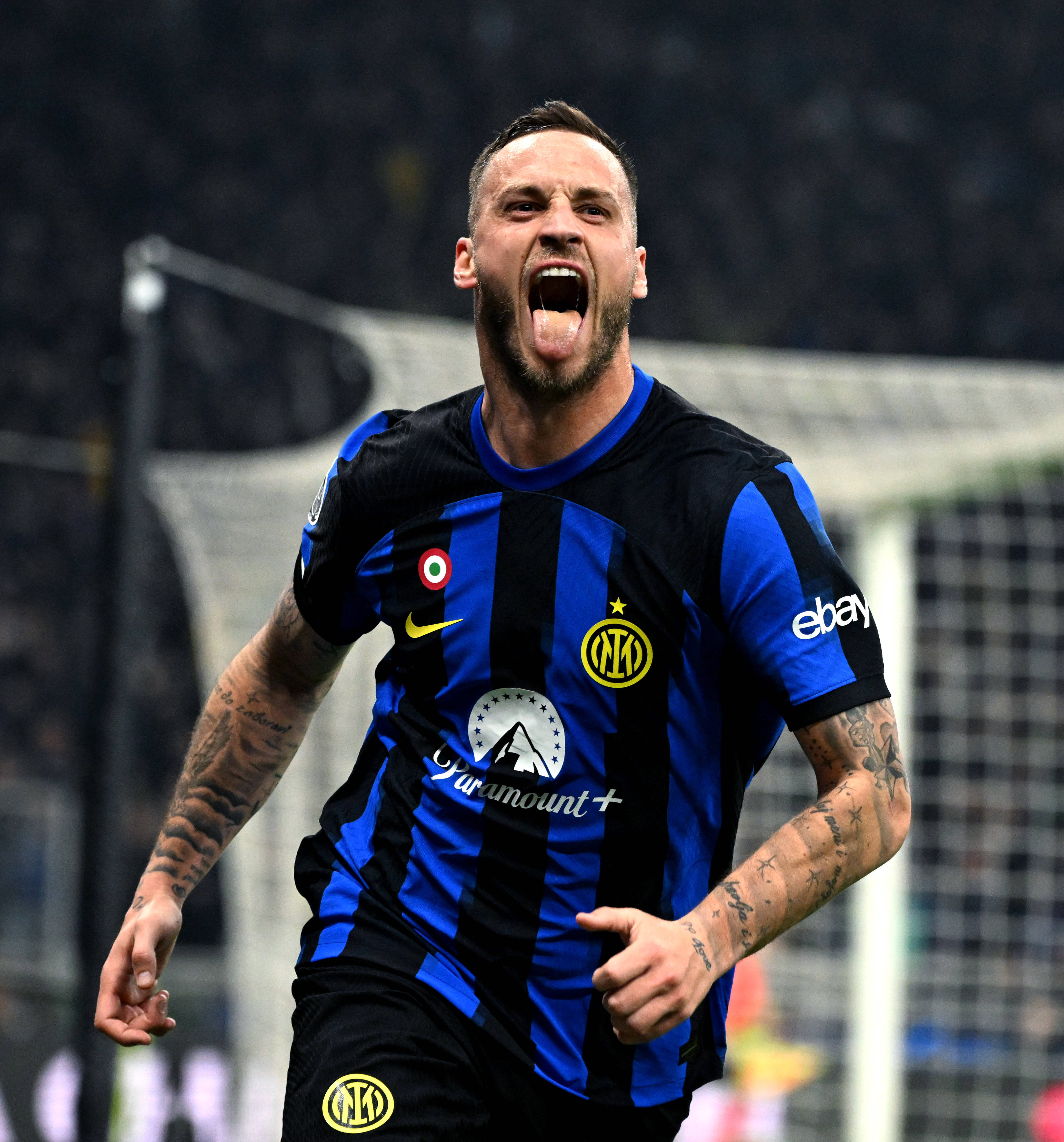 斯皮纳塞：圣西罗首秀是所有孩子的梦想；我的特点更像图拉姆