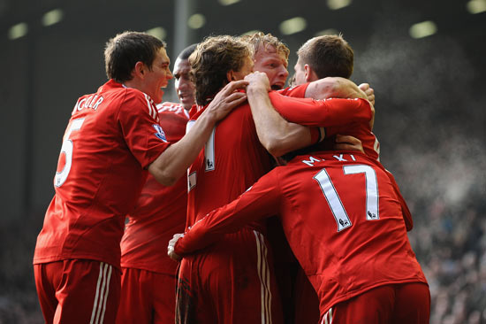 上赛季战绩回顾：广东在上赛季常规赛仅仅取得31胜15负的战绩，最终排名第7，创造球队近些年的常规赛最差排名纪录。