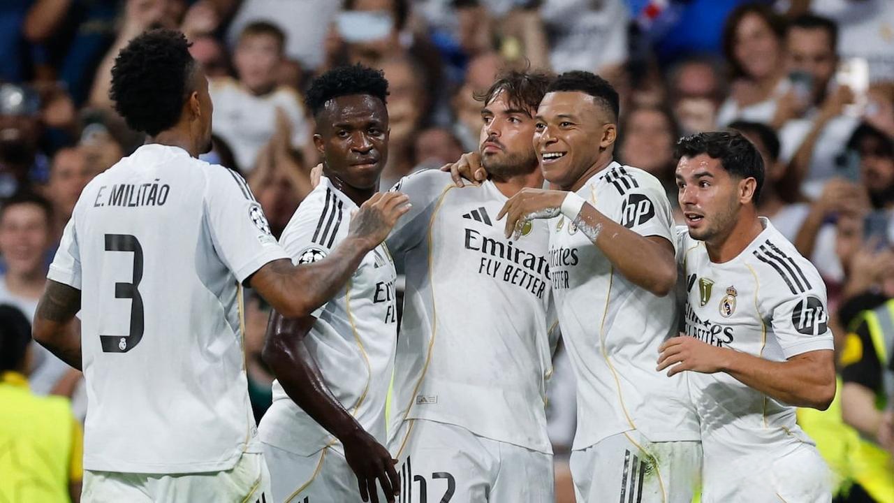 希克：我们拼到了最后一秒；球队进攻非常高效、防守也很紧密