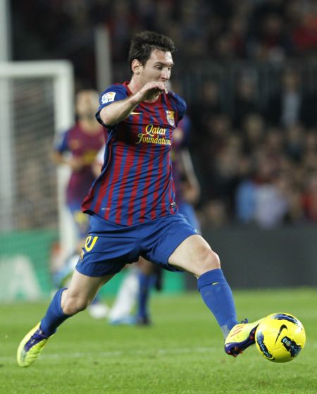 图片报：基米希在加练角球，本赛季他利用角球已送出四次助攻