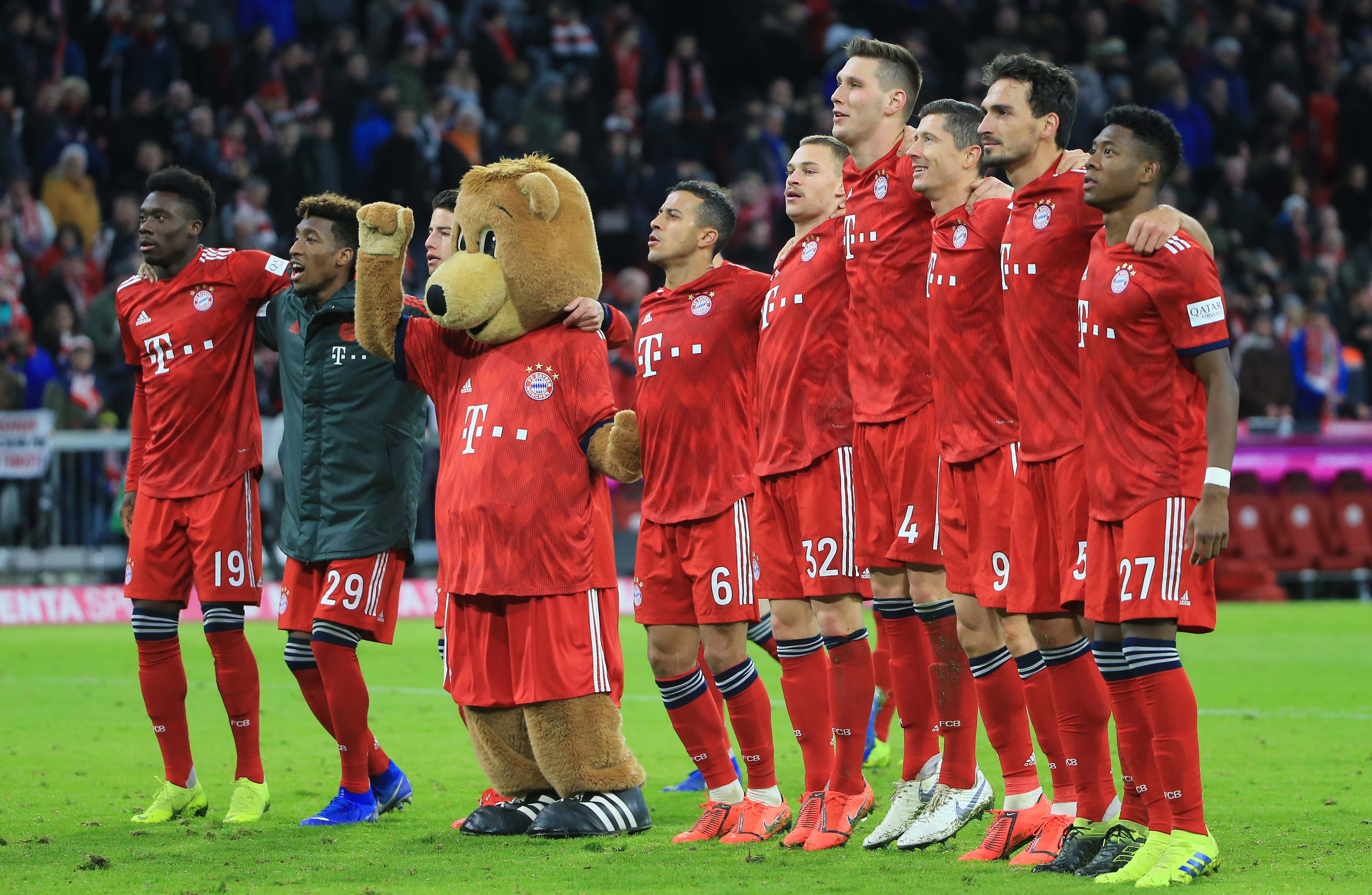 欧冠周最佳球员评选：奥斯梅恩、福登、梅里诺、福布斯