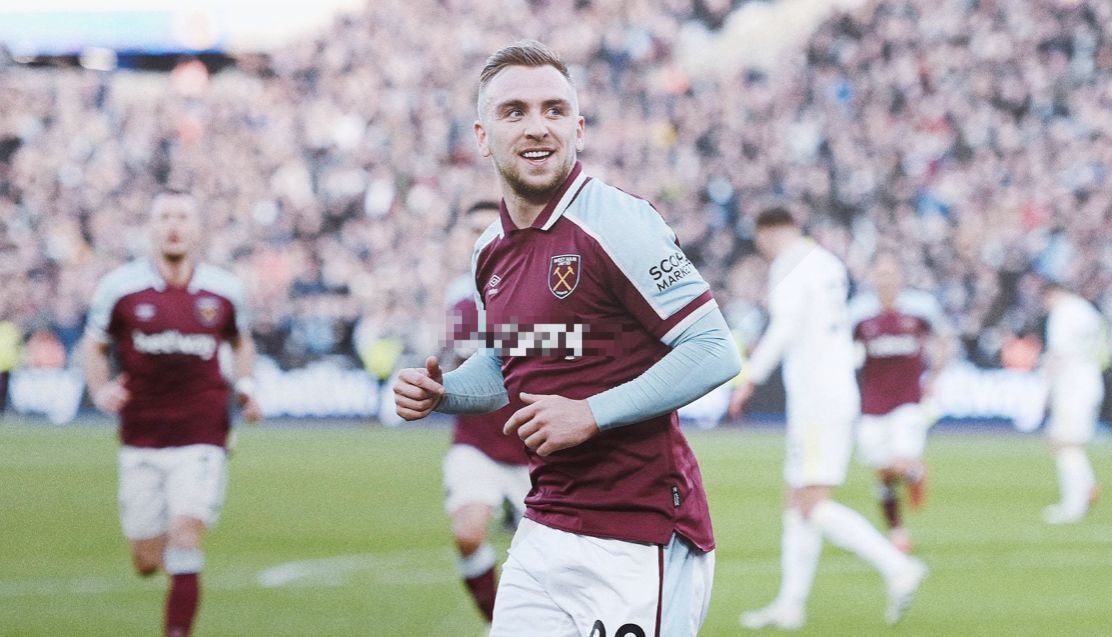 阿贾克斯临时主帅：本菲卡第一球是越位的，这不应该发生